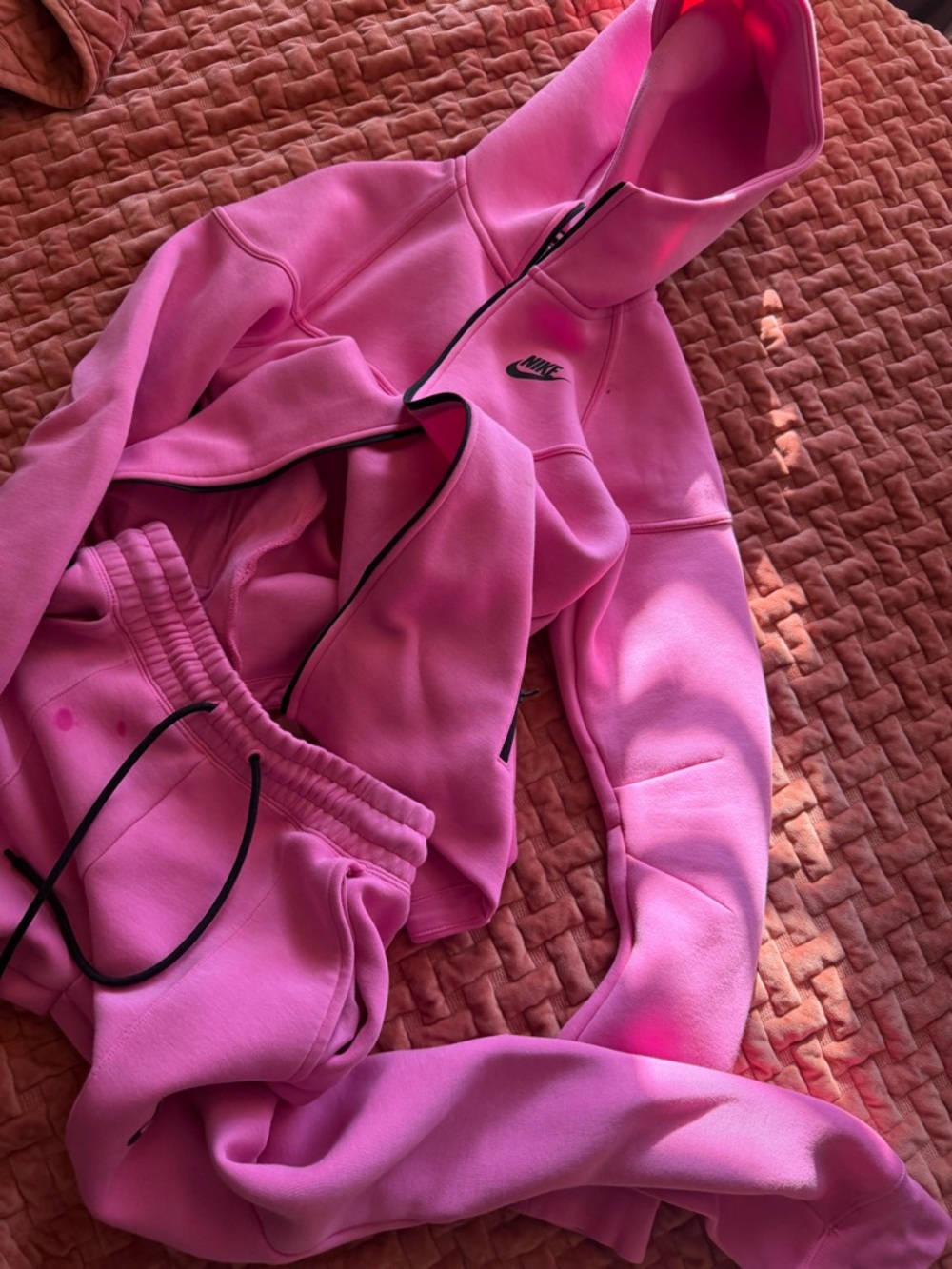 Nike Hot Pink Hoodie and Jogger Set